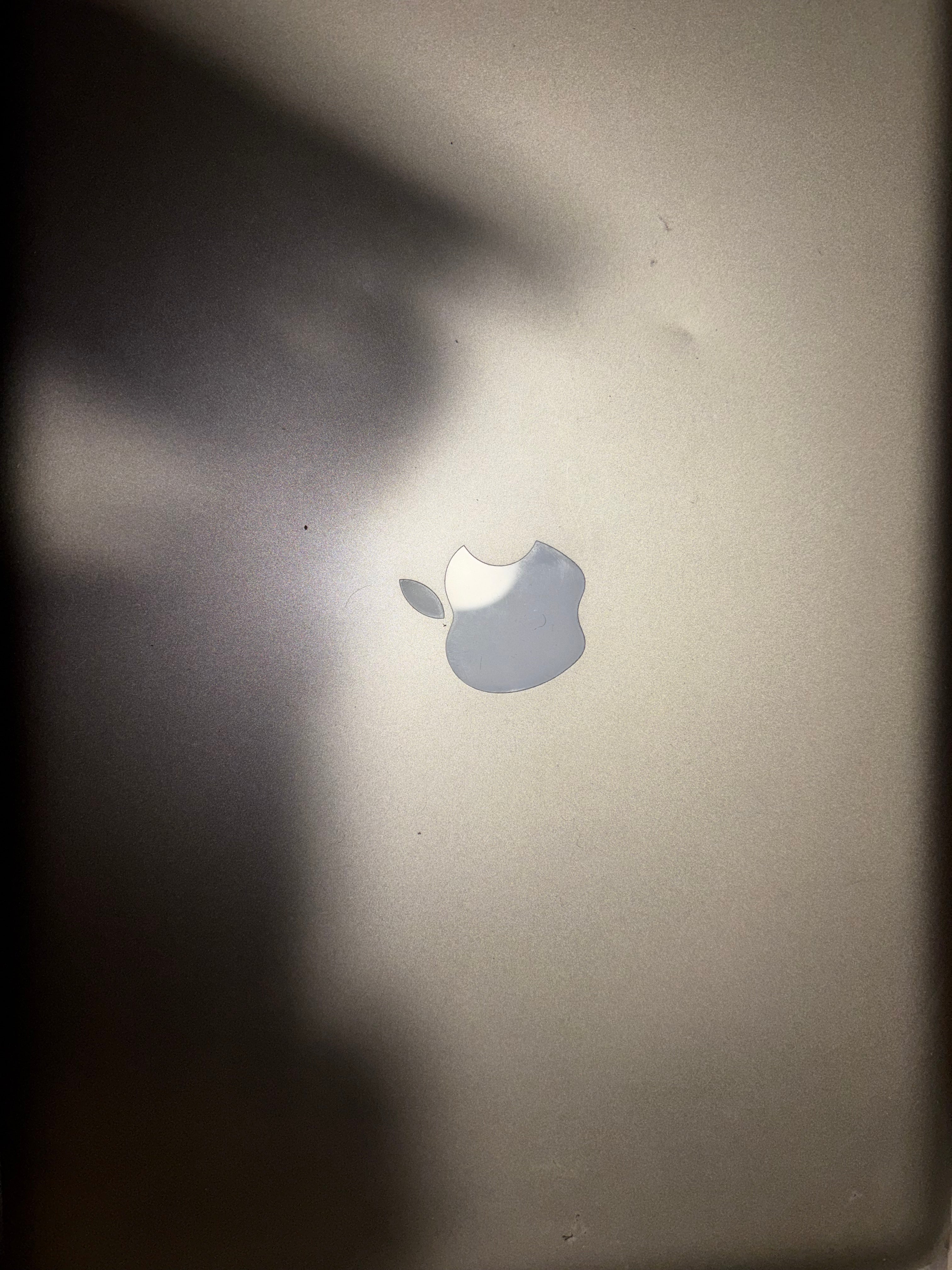 Apple MacBook Pro 15-inch Retina, Mid 2015 (Refurbished)