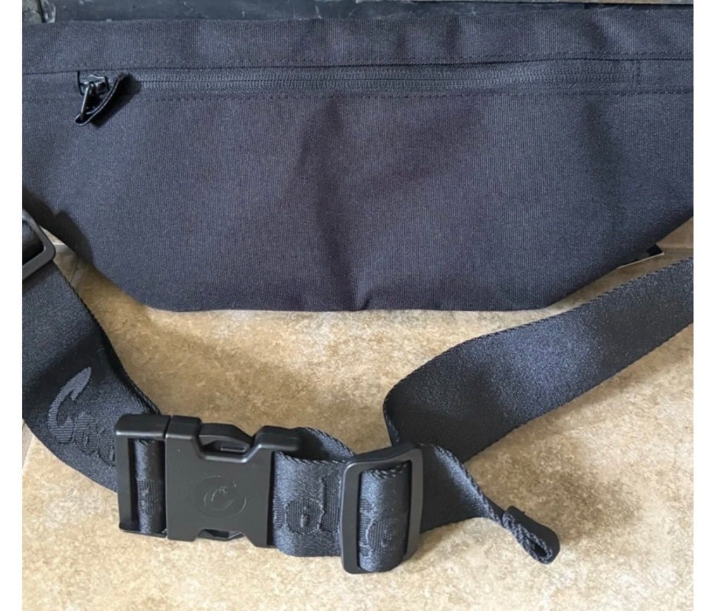 New Cookies SF La Raza Parker Shoulder Black Side Bag Pack Mexico